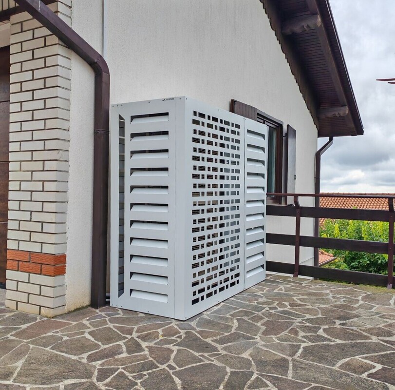 Pokrov za toplotno črpalko